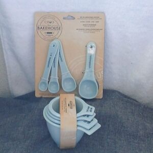 Baby blue measuring set